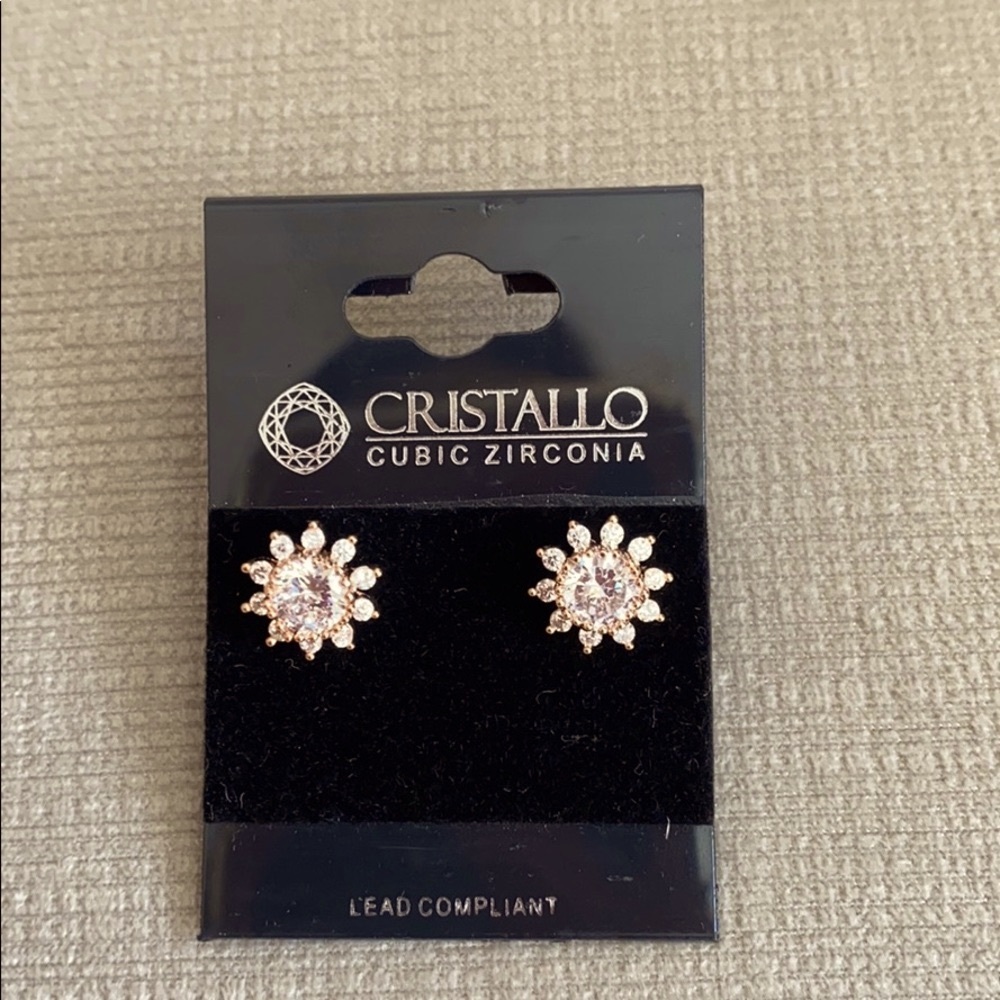 NWT Cristallo flower earrings